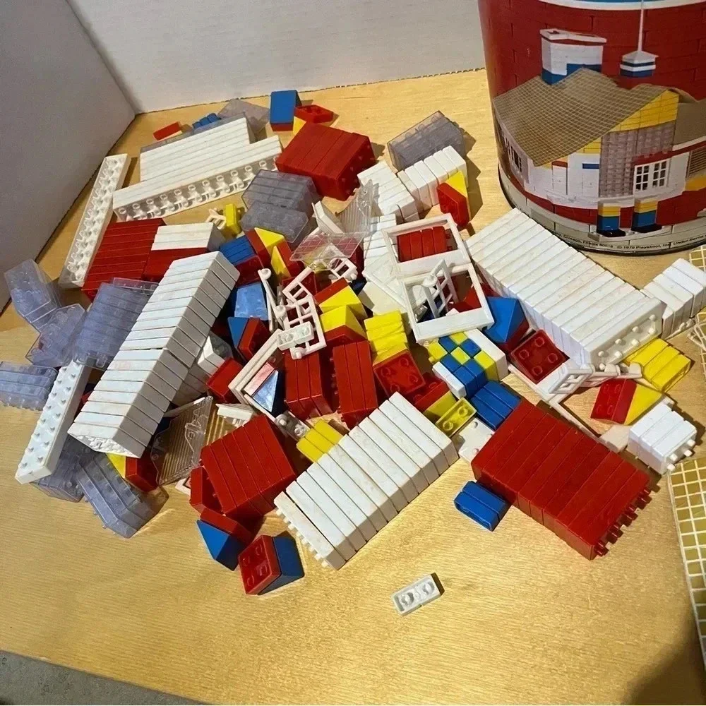 Vintage 1970 PLAYSKOOL Plastic Building Blocks Bricks Milton Bradley Canister
